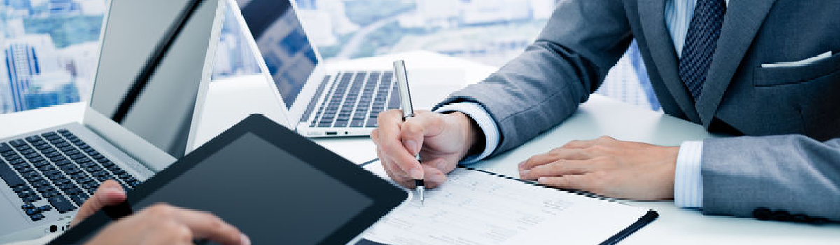 Steuerberater bei der Arbeit